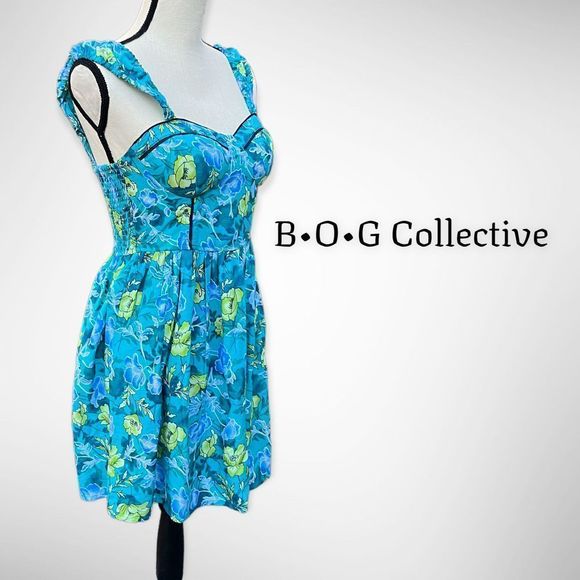 NWT B•O•G Collective Blue Floral Strap Mini Dress Padded Chest Bra (M) $98 - Picture 3 of 12